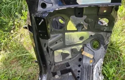 Лонжерон передний левый для Audi Q7 на фотографиях