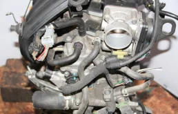 Двигатель без навесного для Renault Duster на фотографиях