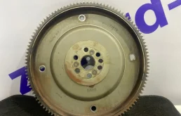 Маховик для Ford Kuga 2014 года на фотографиях