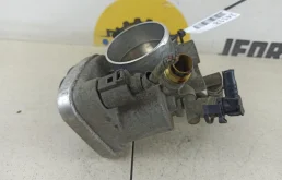 Дроссельная заслонка для Opel Zafira 2015 года на фотографиях