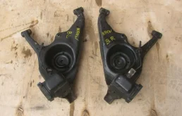 Рычаг задний левый нижний для Mitsubishi Grandis 2006 года на фотографиях