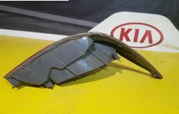 Фонарь внешний правый для Hyundai Solaris 2013 года на фотографиях