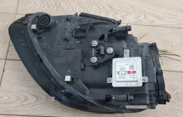 Фара правая для Porsche Cayenne на фотографиях