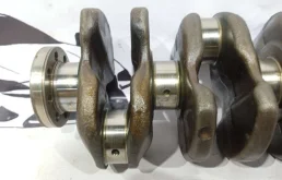 Коленвал для Toyota RAV4 2010 года на фотографиях