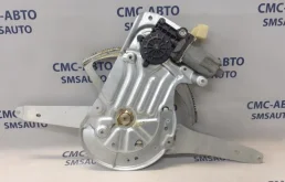 Стеклоподъемник передний левый для Volvo XC90 2014 года на фотографиях