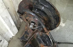 Задняя балка для Toyota Corolla 2012 года на фотографиях