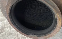 Катализатор для BMW X6 2008 года на фотографиях