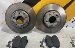 Диски тормозные передние (комплект) для Mercedes-Benz E class 2021 года на фотографиях