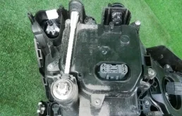 Фары для Volkswagen Touareg 2023 года на фотографиях