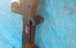 Подрамник двигателя для Suzuki Grand Vitara на фотографиях