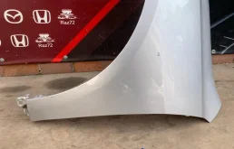 Крылья для Honda Accord 2006 года на фотографиях