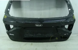 Крышка багажника для Kia Rio X line 2017 года на фотографиях