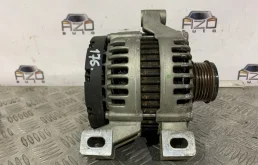 Генератор для Volvo C30 2007 года на фотографиях