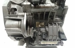 Блок управления двигателем для Volkswagen Polo 1999 года на фотографиях