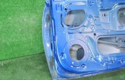 Дверь передняя правая для Hyundai Solaris 2021 года на фотографиях