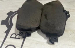 Диски тормозные передние (комплект) для Mercedes-Benz E class 2021 года на фотографиях