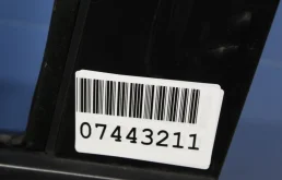 Дверь передняя левая для Volkswagen Touran 2008 года на фотографиях