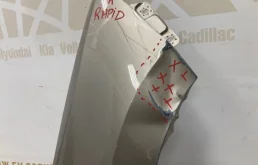 Крыло правое для Skoda Rapid 2012 года на фотографиях