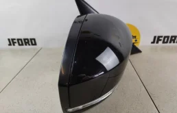 Зеркало боковое правое для Land Rover Range Rover 2012 года на фотографиях