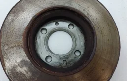 Диски тормозные передние (комплект) для Hyundai Solaris 2019 года на фотографиях