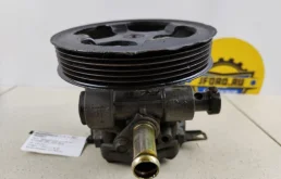 Насос ГУР для Mitsubishi Outlander на фотографиях