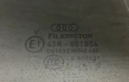 Стекло двери заднее правое для Audi Q7 на фотографиях