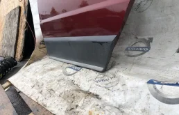 Молдинг двери задний левый для Volvo XC70 на фотографиях