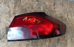 Фонарь правый для Opel Zafira B 2005-2015