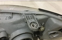 Фара правая для Hyundai Accent 2005 года на фотографиях