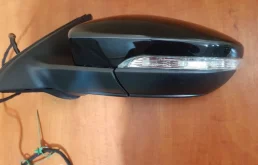 Зеркало боковое левое для Volkswagen Jetta 2019 года на фотографиях