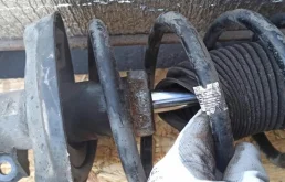 Амортизатор передний левый для Opel Insignia 2016 года на фотографиях