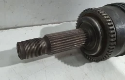 Привод передний левый для Hyundai Solaris 2013 года на фотографиях