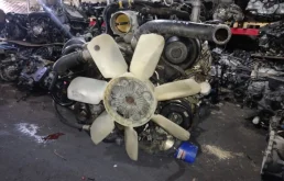 Двигатель для Toyota Land Cruiser 2008 года на фотографиях