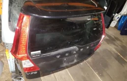 Дверь багажника для Volvo XC70 2009 года на фотографиях