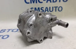 Насос ГУР для Audi A8 2010 года на фотографиях