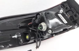 Фонарь правый для Toyota Corolla 2012 года на фотографиях