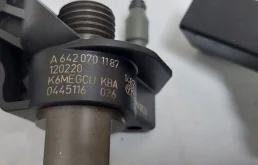 Крышка форсунки фароомывателя левая для Mercedes-Benz M class на фотографиях