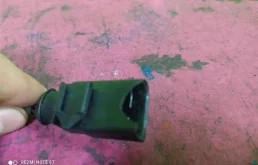 Ручка двери передняя левая внешняя для Audi Q7 2012 года на фотографиях