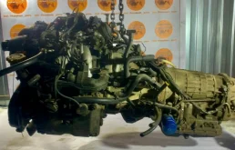 Двигатель для Subaru Legacy 2000 года на фотографиях