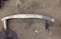 Бампер для Audi A6 2002 года на фотографиях