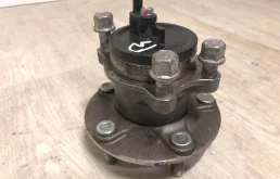 Ступица колеса задняя левая для Mitsubishi ASX на фотографиях