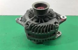 Генератор для Subaru Forester 2013 года на фотографиях