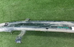 Усилитель бампера задний нижний для Hyundai Solaris 2014 года на фотографиях