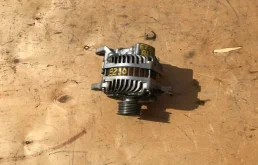 Генератор для Subaru Forester на фотографиях