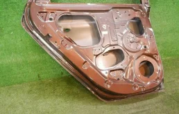 Двери для Hyundai Solaris 2017 года на фотографиях