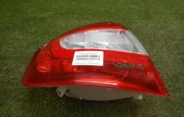 Фонарь левый для Skoda Rapid 2017 года на фотографиях