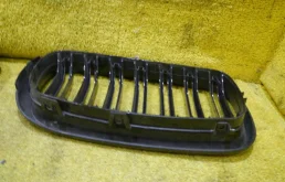 Решетка радиатора левая для BMW X6 на фотографиях