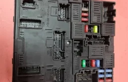 Блок предохранителей салона для Nissan Qashqai J11 2013-2019