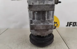 Компрессор кондиционера для Hyundai Matrix 2006 года на фотографиях