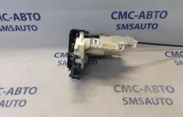 Замок задней левой двери для Audi Q5 2009 года на фотографиях